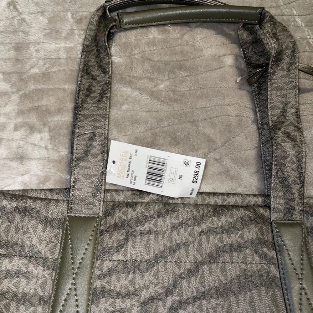 Michael Kors Black Signature Print Crossgrain Multi Compartment Bag Purse - Picture 5 of 11